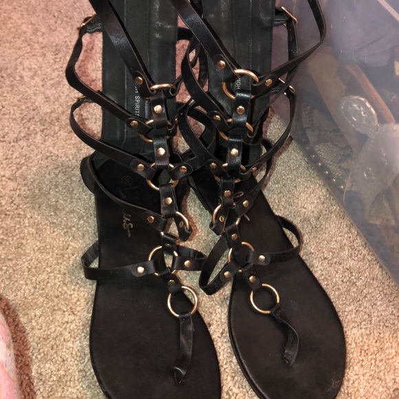 Sandals - Picture 2 of 2